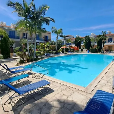 Zom * Paphos